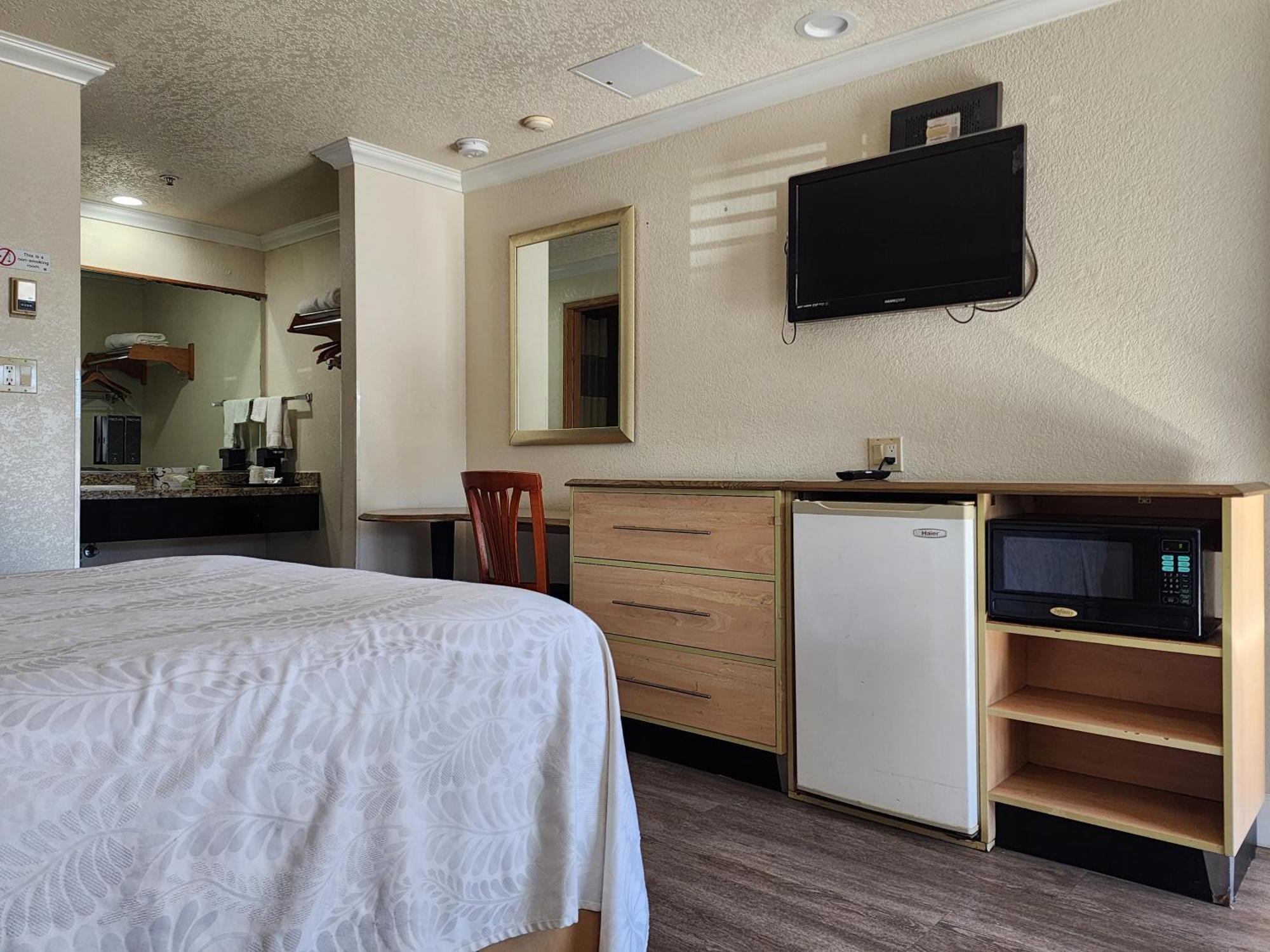 Budget Inn Corcoran Esterno foto