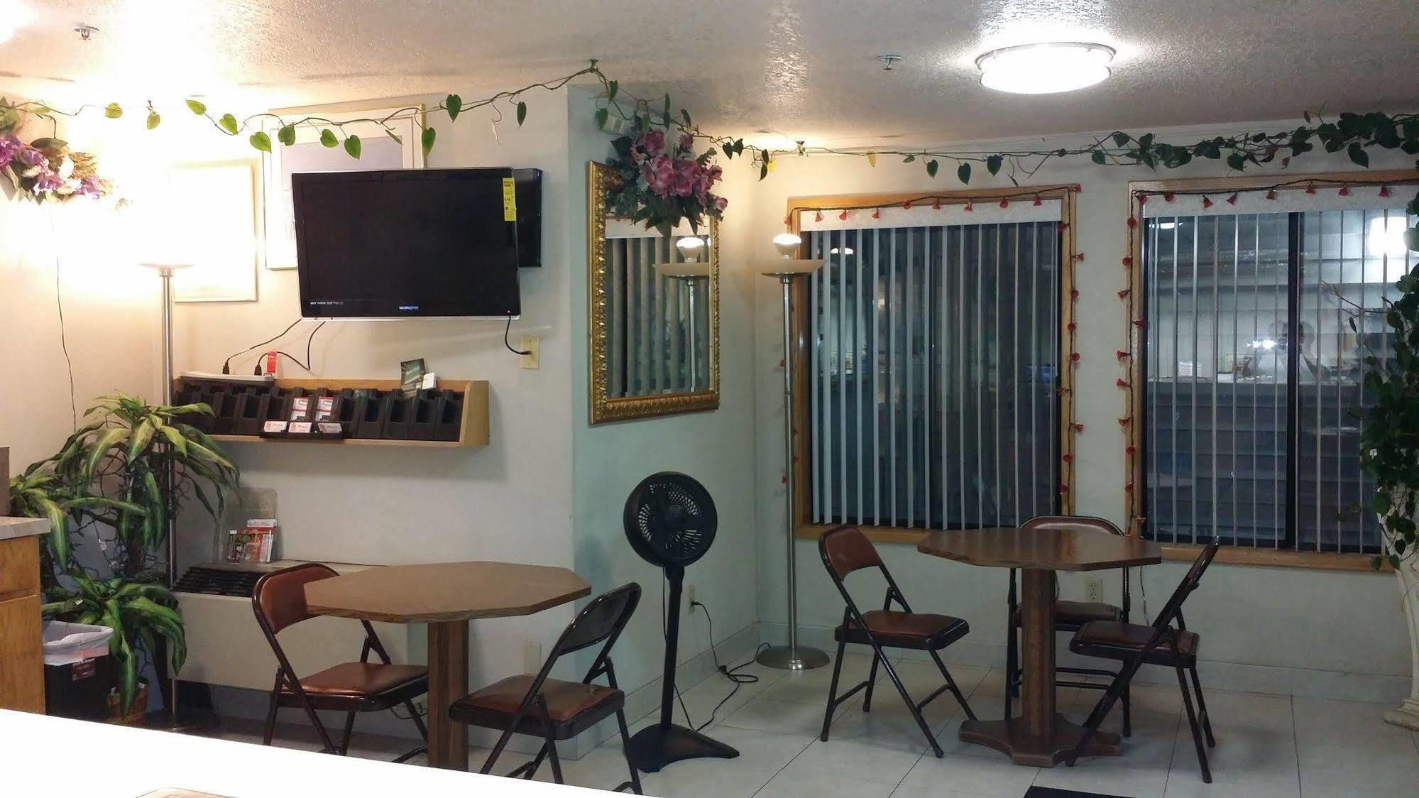 Budget Inn Corcoran Esterno foto