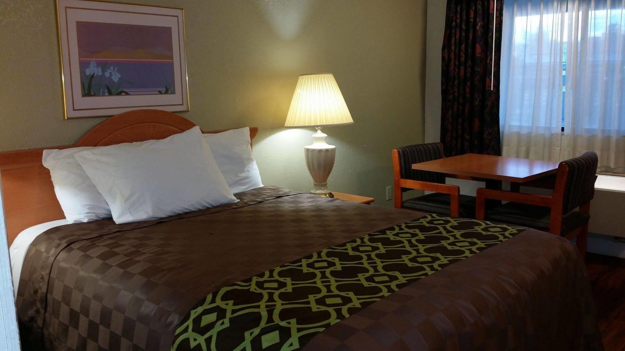 Budget Inn Corcoran Esterno foto